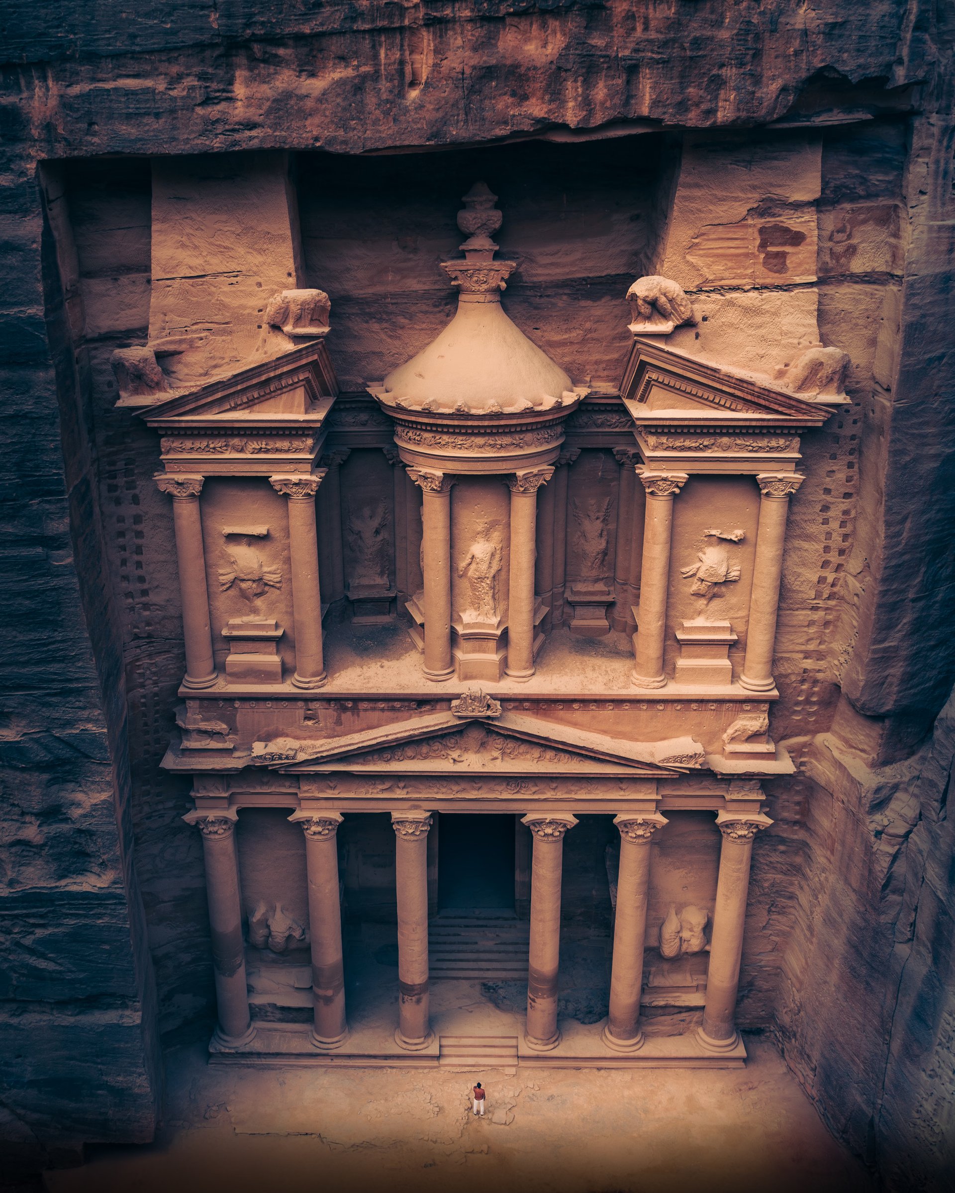 Stone facade — photograph by Ahmed Wahba.
